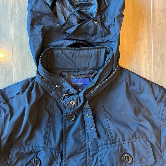 Uniqlo Men's Performance Jacket - Navy - Picture 9 of 12